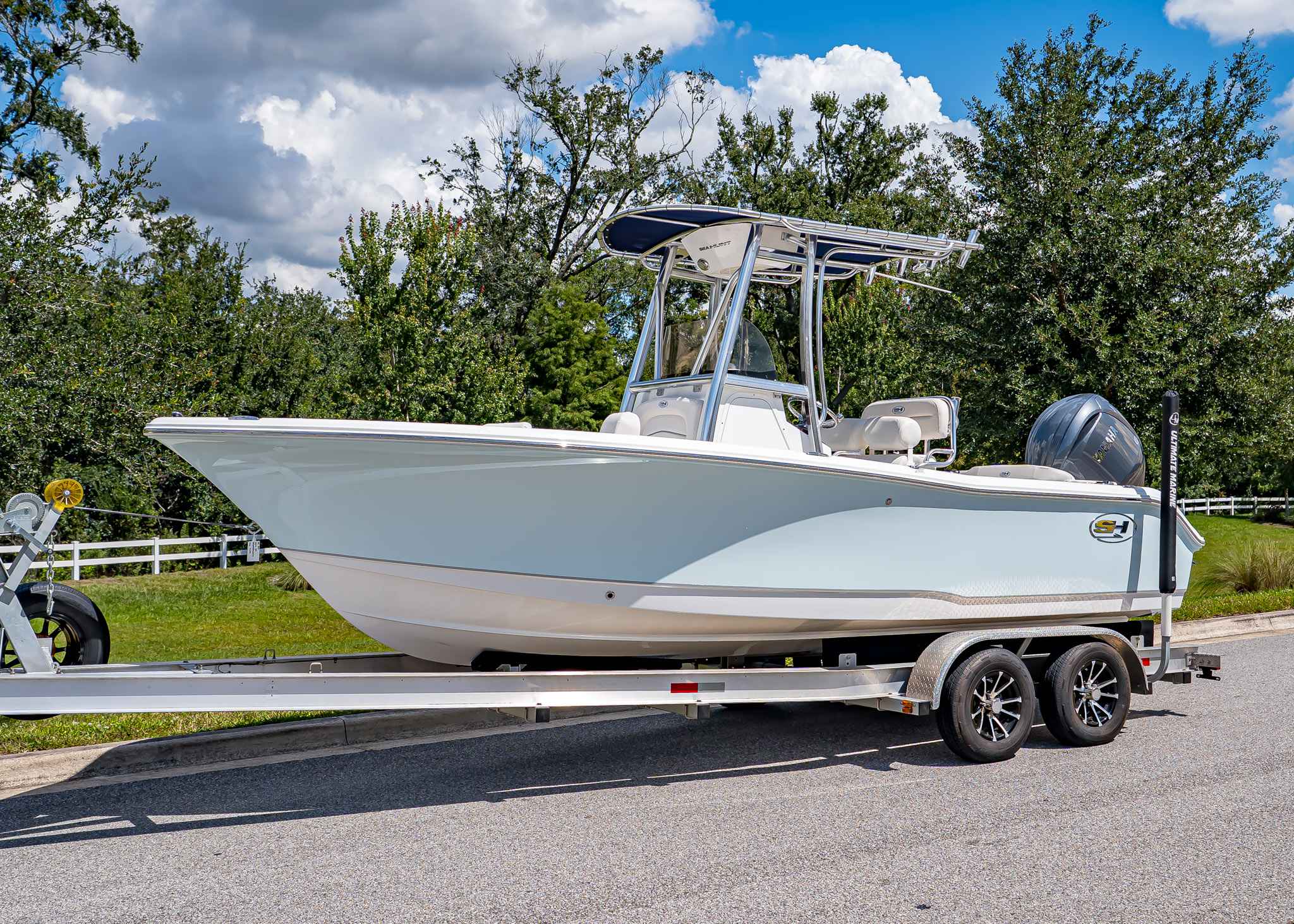 2026 Sea Hunt Ultra 219 (SH353) Ice Blue