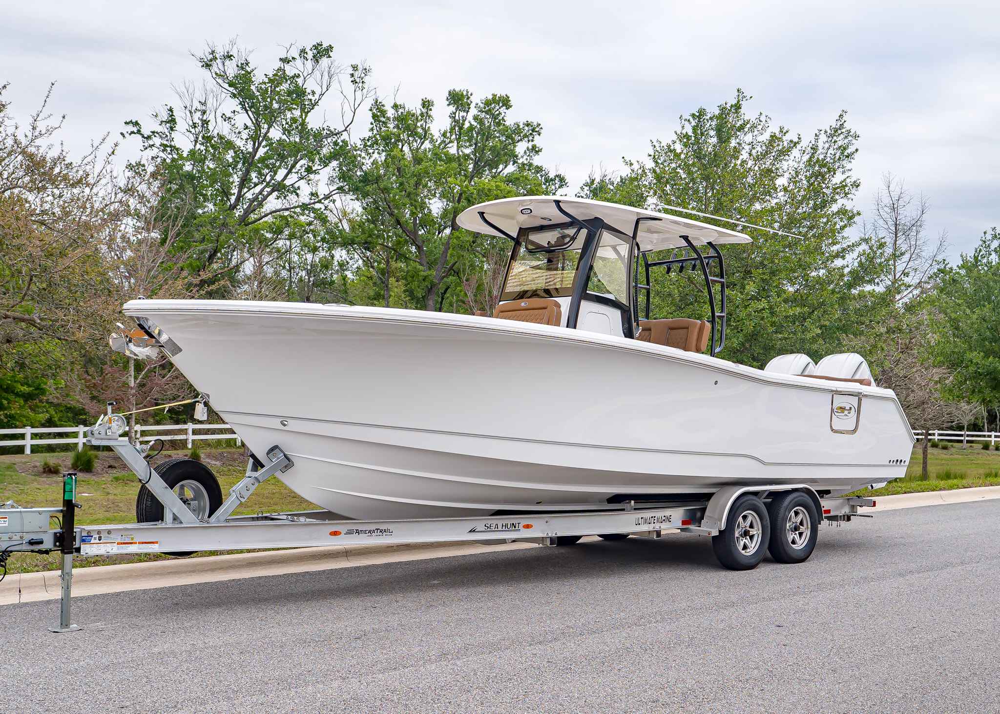 2026 Sea Hunt Ultra 305 CB (SH433) WHITE