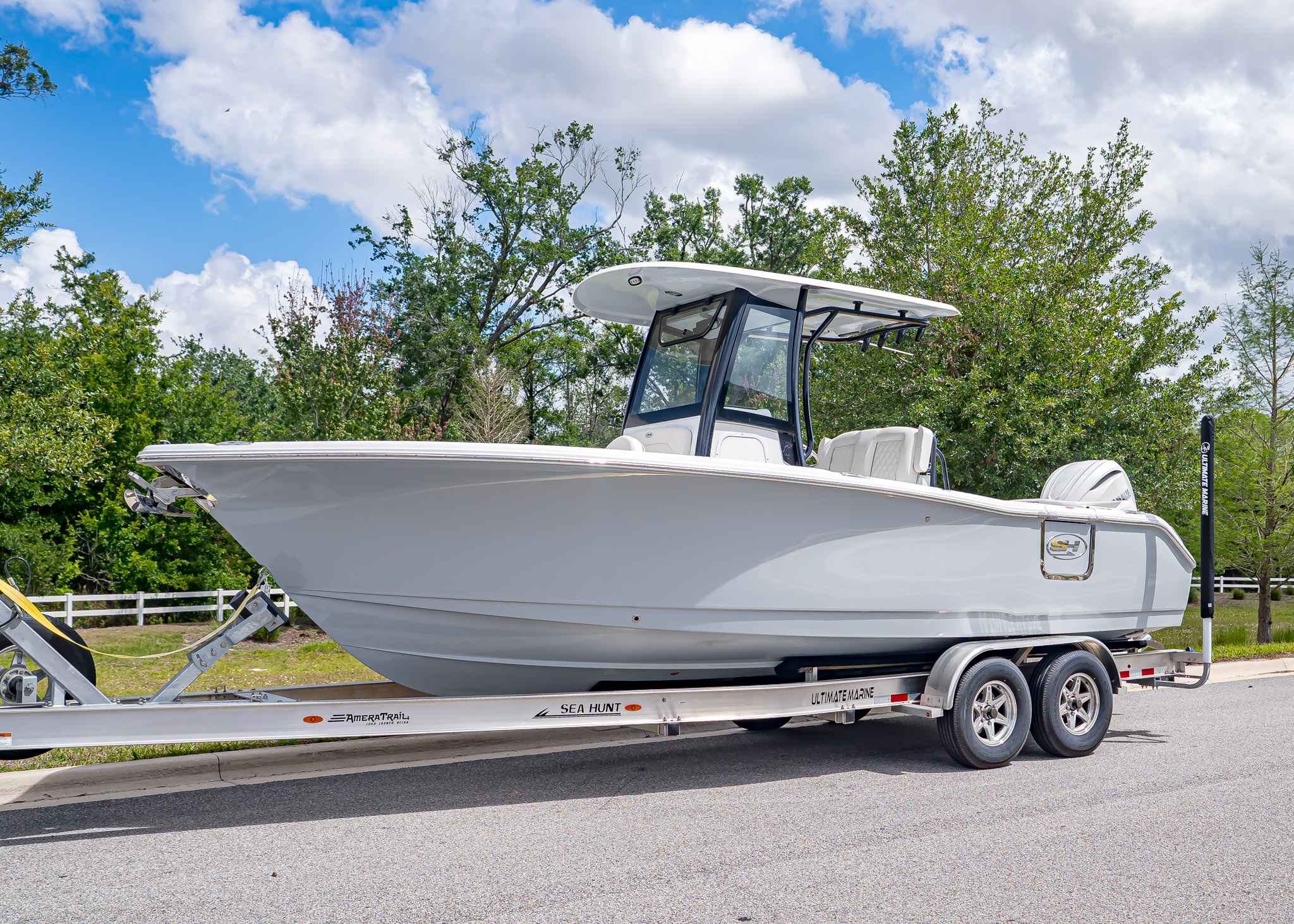 2026 Sea Hunt Ultra 255 SE (SH438) SILVER GREY