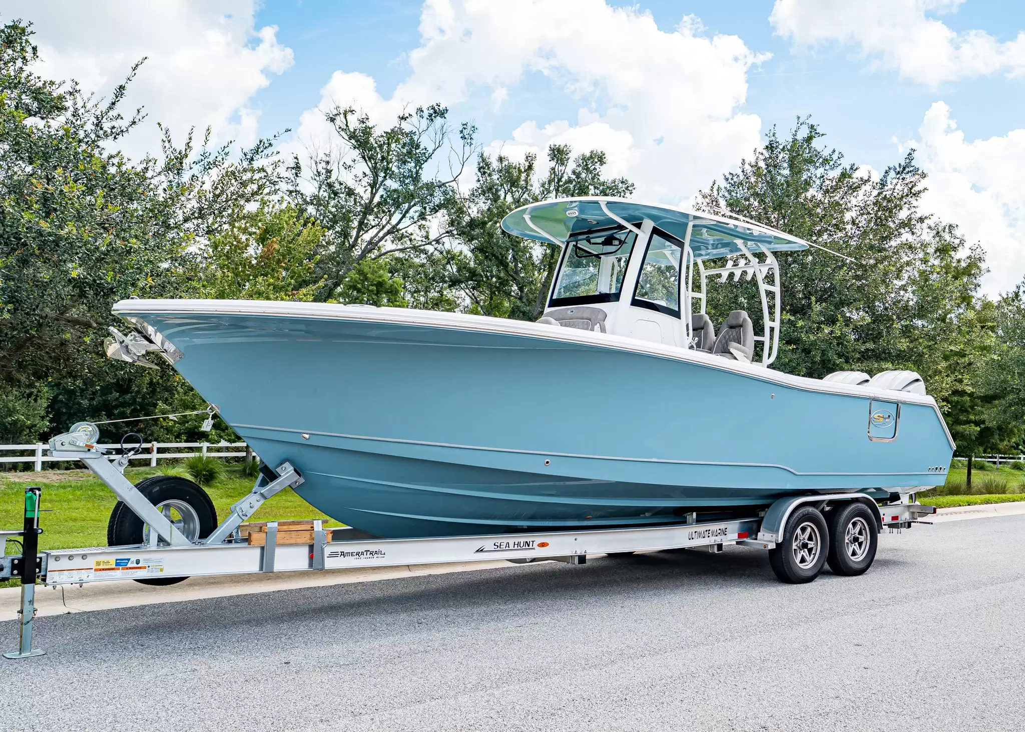 2027 Sea Hunt Ultra 285 SE (SH498) ICE BLUE