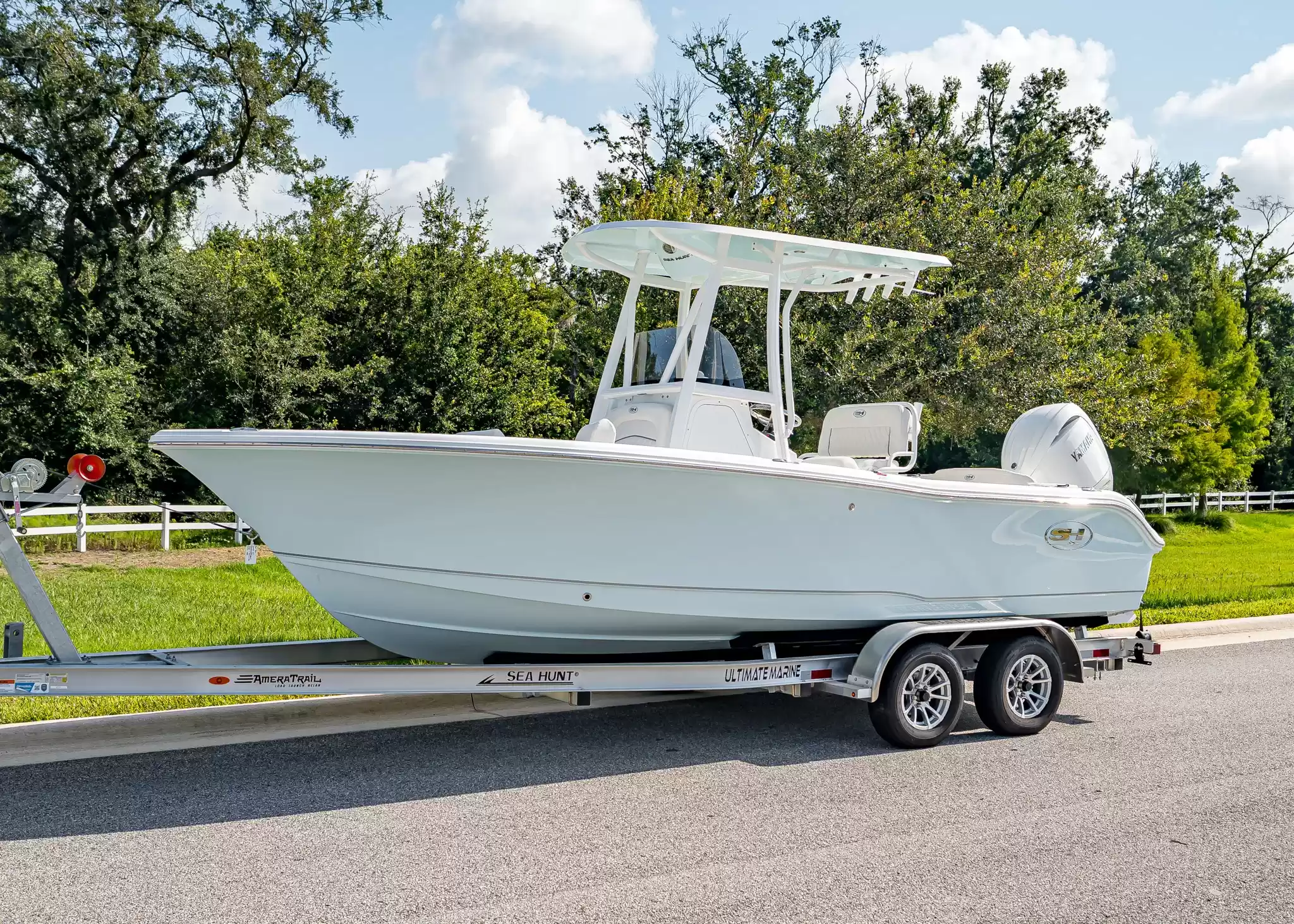 2027 Sea Hunt Ultra 219 (SH507) ICE BLUE